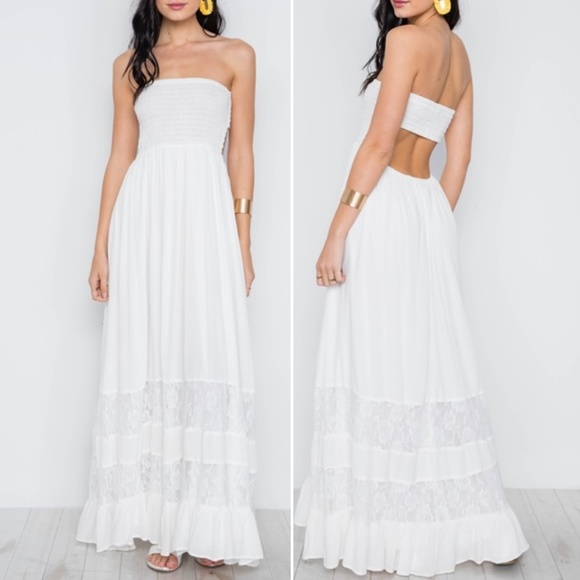 Trend Setter Diva Boutique Dresses & Skirts - WHITE STRAPLESS SMOCKED FLORAL LACE BOHO DRESS